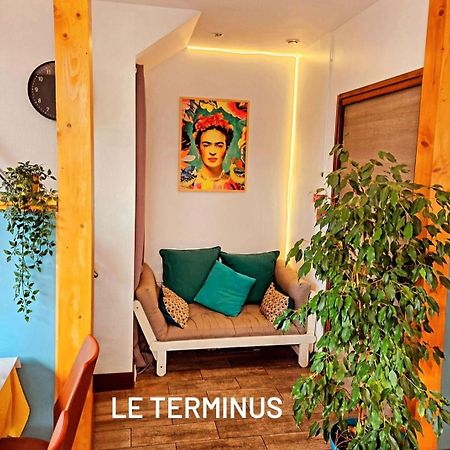 Le Terminus Otel LʼArbresle Dış mekan fotoğraf